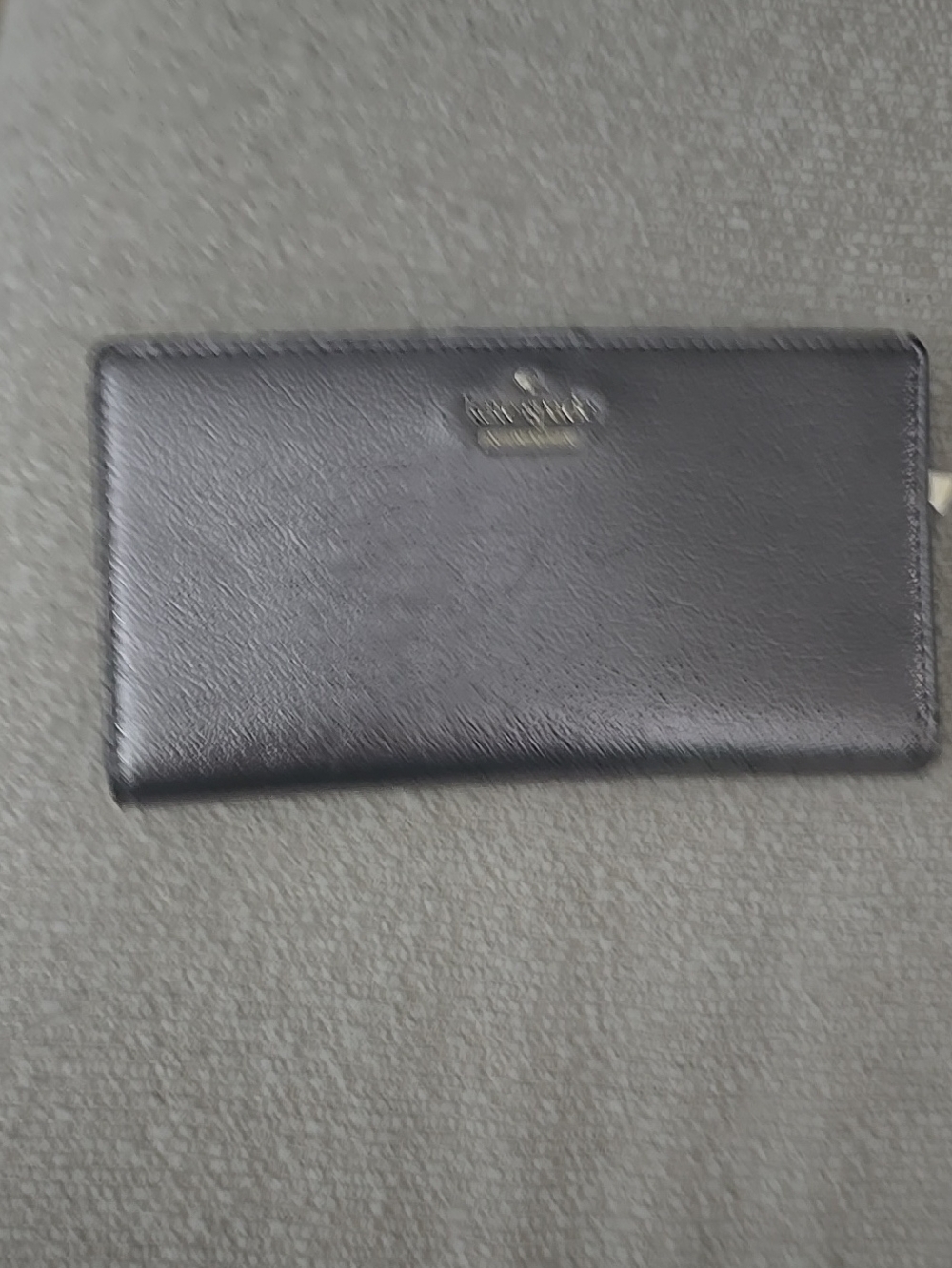 Kate Spade Silver Wallet